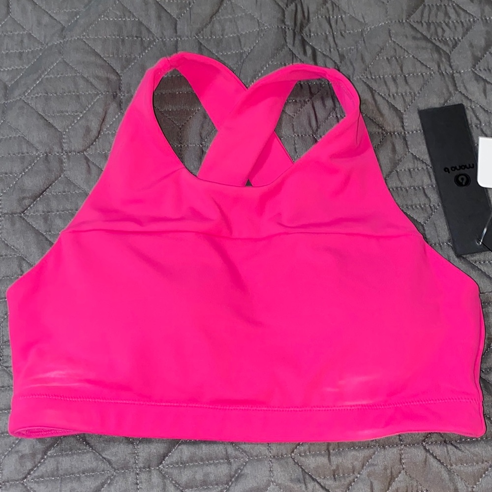 Mono B sports bra, NWT